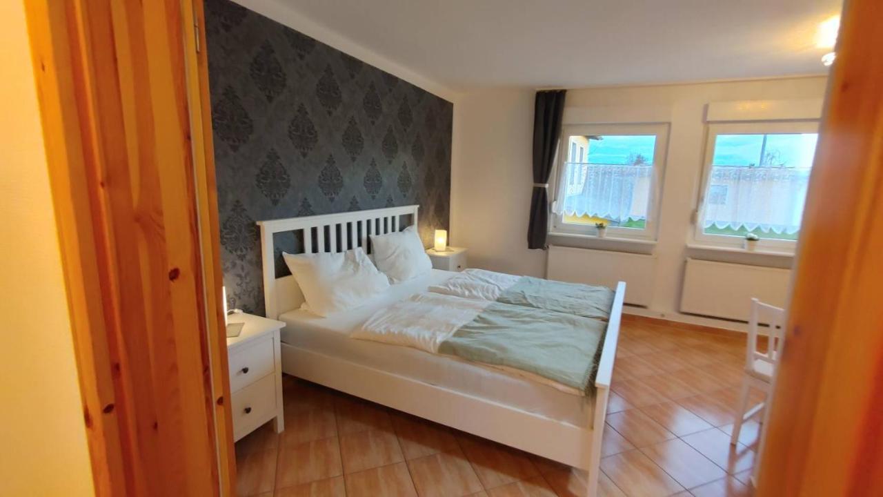 Pension Zum Lindenwald Colbitz Exterior photo